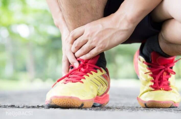 Chấn thương cổ chân trong bóng đá và cách phòng tránh cơ bản