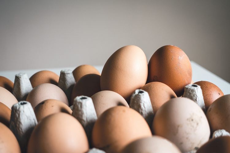 Trứng giúp cải thiện sức khỏe ngày đèn đỏ