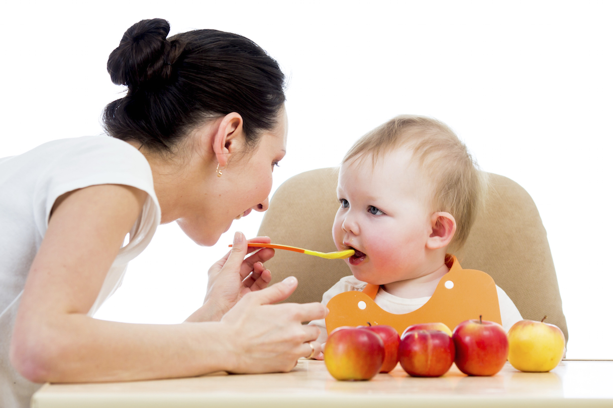 Những sai lầm của cha mẹ về dinh dưỡng cho trẻ