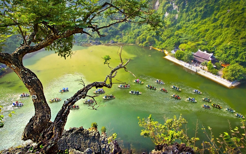 Khung cảnh tuyệt đẹp ở Tràng An - Ninh Bình.