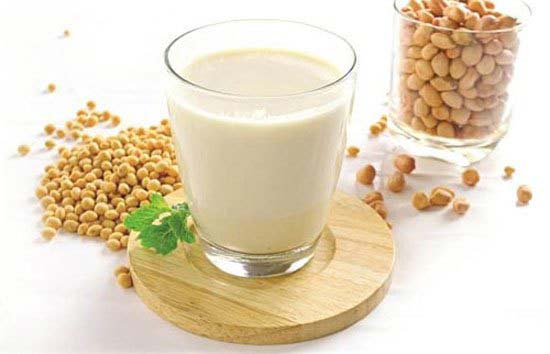 Sữa đậu nành dễ uống và rất tốt cho sức khỏe mẹ bầu